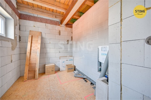 Prodej rodinného domu, 270 m² 6