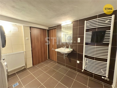 Pronájem rodinného domu, 230 m² - 24
