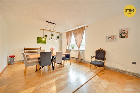 Prodej rodinného domu, 200 m² 8