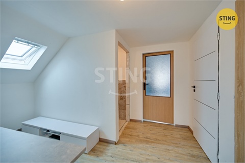 Prodej rodinného domu, 200 m² - 16