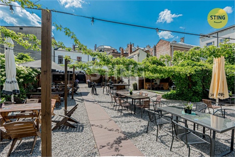 Prodej komerčního objektu, 84 m² 14