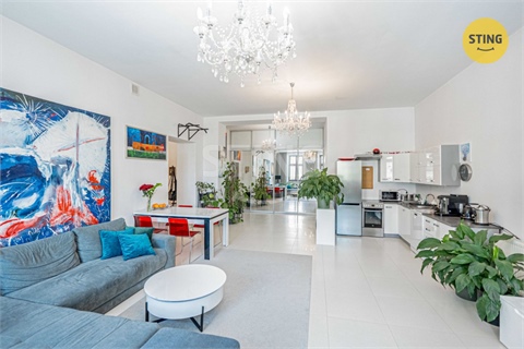 Prodej komerčního objektu, 84 m² - 12