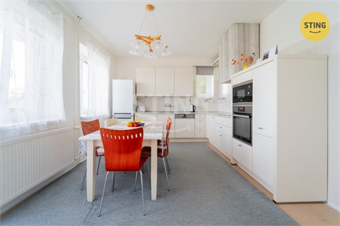 Prodej bytu 4+1, 92 m² 10