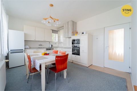 Prodej bytu 4+1, 92 m² - 0