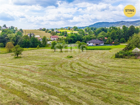 Prodej stavebního pozemku, 1 693 m² 2