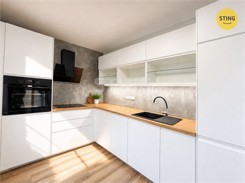 Pronájem bytu 2+1, 55 m² - 0