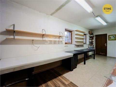 Prodej rodinného domu, 480 m² - 22