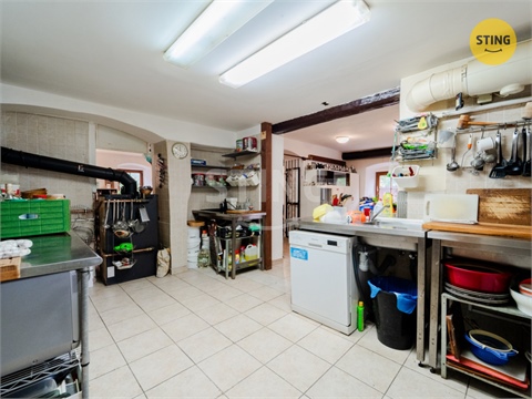 Prodej komerčního objektu, 480 m² - 4