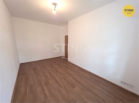 Pronájem bytu 3kk, 72 m² 4