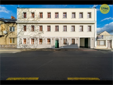 Pronájem bytu 3kk, 72 m² 14