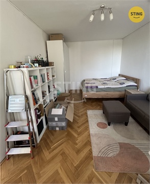 Pronájem bytu 1+1, 33 m² 2