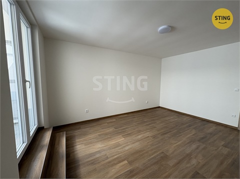 Pronájem bytu 2kk, 63 m² 8
