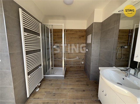 Pronájem bytu 2kk, 82 m² - 4