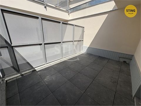 Pronájem bytu 2kk, 82 m² 10