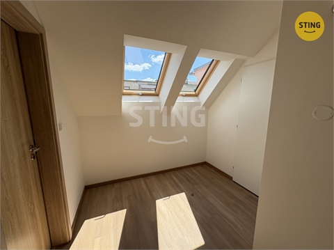 Pronájem bytu 2kk, 82 m² 4