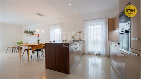 Prodej rodinného domu, 110 m² 14