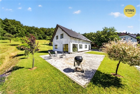 Prodej rodinného domu, 250 m² 0