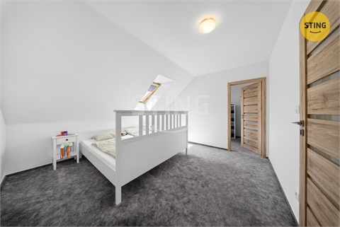 Prodej rodinného domu, 250 m² - 6