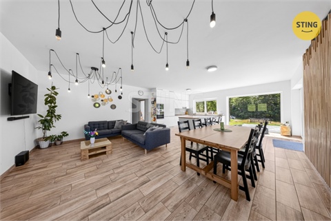 Prodej rodinného domu, 250 m² - 0
