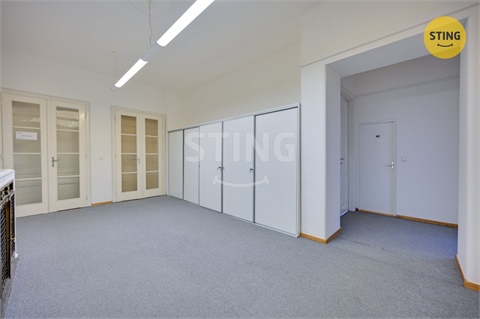 Pronájem kanceláře, 315 m² 14