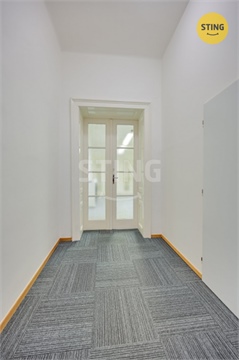 Pronájem kanceláře, 315 m² 18