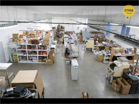 Pronájem skladu / haly, 680 m² - 0