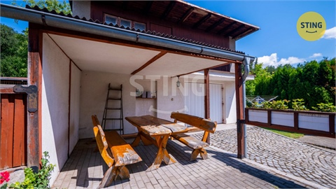 Prodej rodinného domu, 220 m² - 10