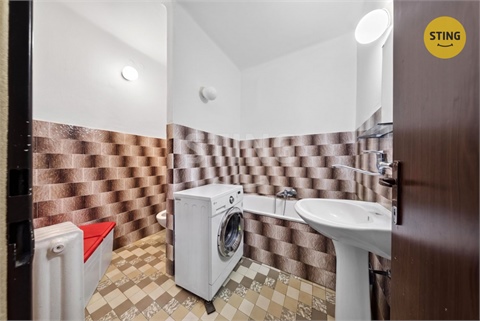 Prodej rodinného domu, 220 m² - 10