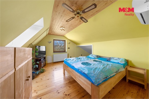 Prodej rodinného domu, 196 m² 6