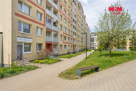 Prodej bytu 3+1, 65 m² - 2
