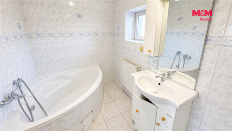 Prodej rodinného domu, 140 m² - 6