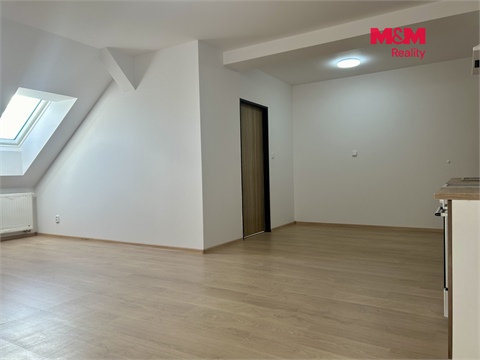 Pronájem bytu 3kk, 100 m² 6