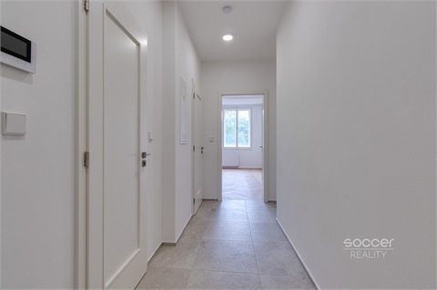 Pronájem bytu 1kk, 36 m² - 4