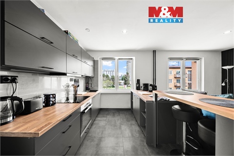 Prodej bytu 3kk, 72 m² 0