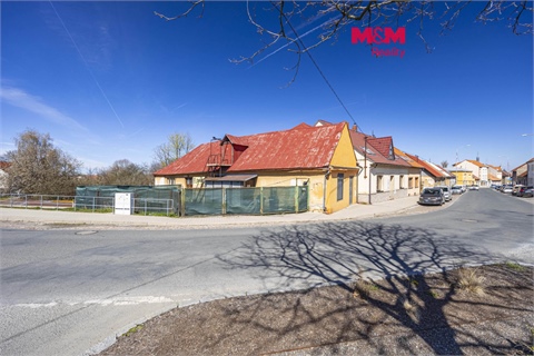 Prodej rodinného domu, 450 m² 0