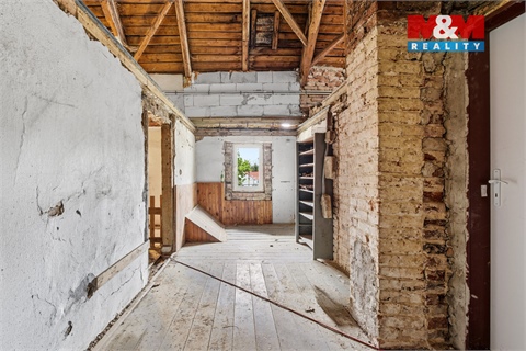 Prodej rodinného domu, 220 m² - 12