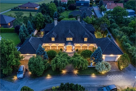 Prodej vily, 598 m² - 0