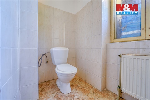 Prodej rodinného domu, 600 m² - 14