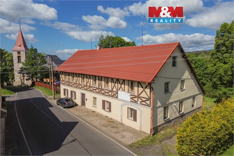 Prodej rodinného domu, 600 m² 0