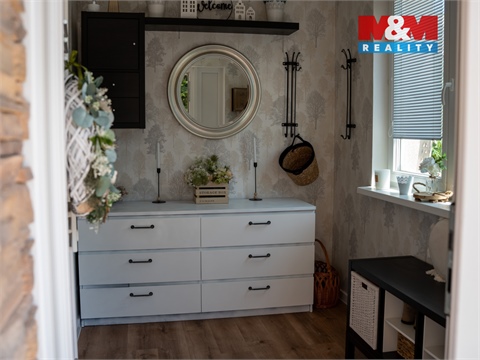 Prodej rodinného domu, 250 m² - 12
