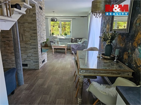 Prodej rodinného domu, 250 m² - 8