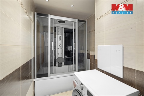 Prodej bytu 4+1, 77 m² - 12