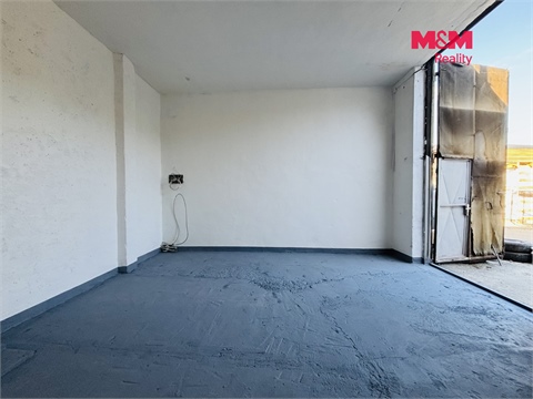 Pronájem skladu / haly, 71 m² - 0