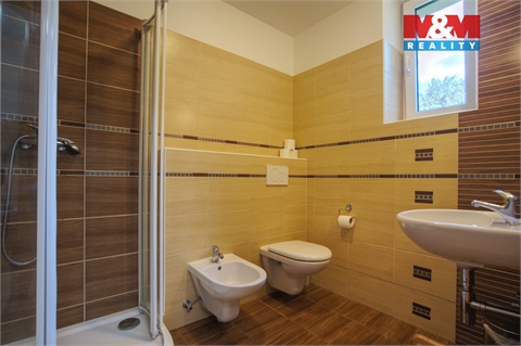 Prodej rodinného domu, 400 m² - 18