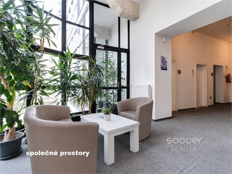 Pronájem kanceláře, 68 m² 6