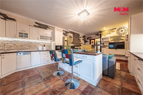 Prodej rodinného domu, 234 m² - 0