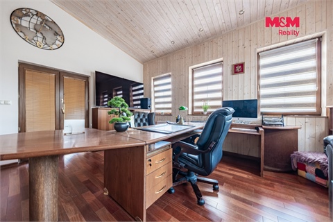 Prodej rodinného domu, 234 m² 24