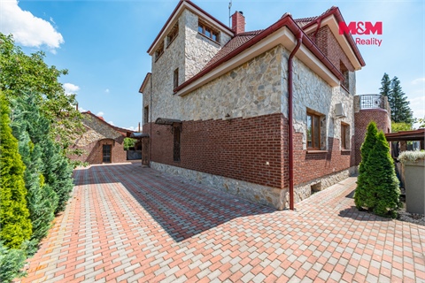 Prodej rodinného domu, 234 m² 16