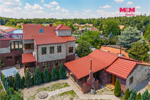 Prodej rodinného domu, 234 m² - 10