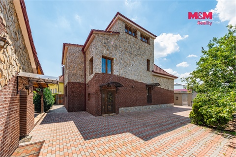 Prodej rodinného domu, 234 m² - 14